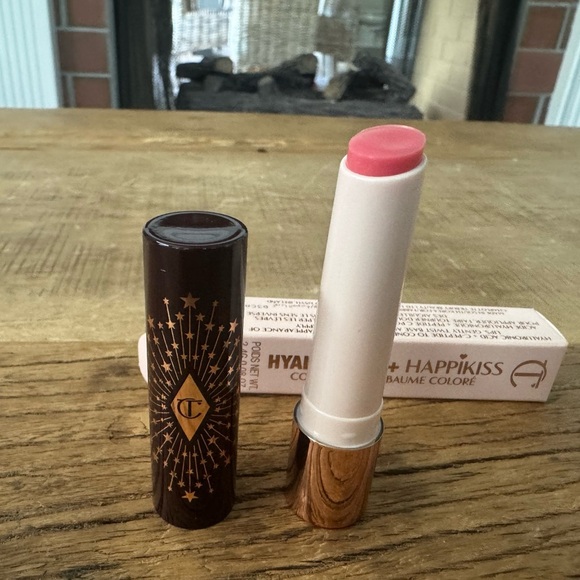 NEW IN BOX Charlotte Tilbury Hyaluronic Hapikiss Cokor Balm ~ Crystal Happikiss - Picture 12 of 13